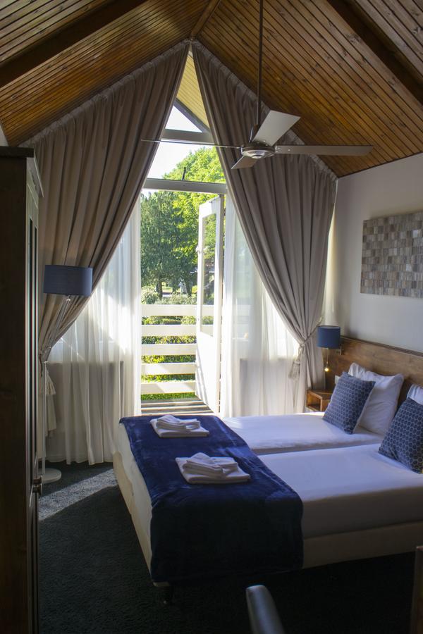 Hotel Hartlief Buinen ภายนอก รูปภาพ
